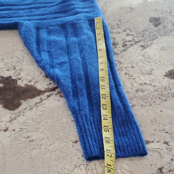 Torrid Boyfriend Cardigan Softest Vegan Cashmere Sweater Size 3 (22-24) - Picture 13 of 13